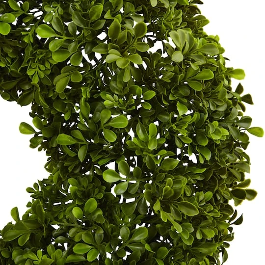 22” Boxwood Wreath 5 22” Boxwood Wreath - Image 3