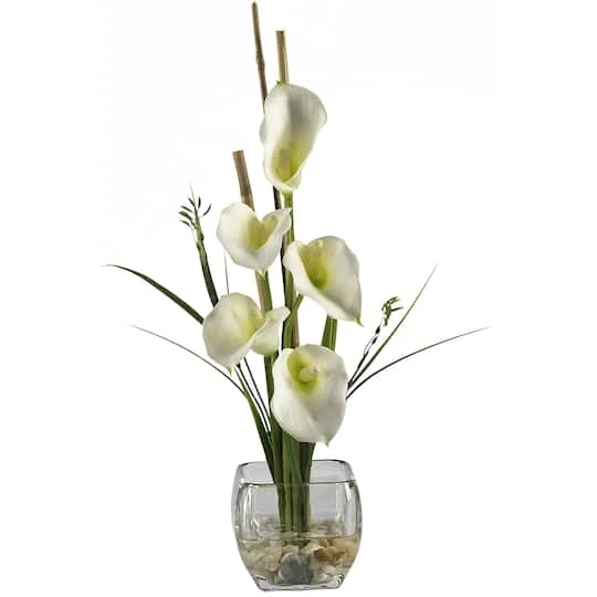 18" Calla Lily Arrangement In Glass Vase 4 18" Calla Lily Arrangement In Glass Vase - Image 2