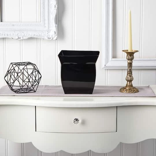 8" Black Fluted Metal Square Planter 6 8" Black Fluted Metal Square Planter - Image 4