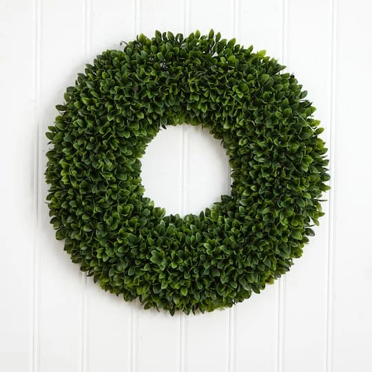 24" Green Boxwood Wreath 6 24" Green Boxwood Wreath - Image 4