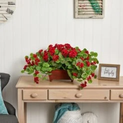 15'' Geranium In Wooden Planter -Flowers Michael Store D293885S 12