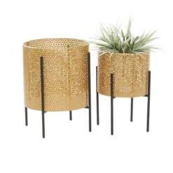 CosmoLiving By Cosmopolitan Gold Metal Mesh Planter Set